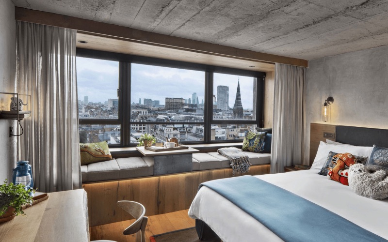 Best Places To Stay In London | Oxford Street