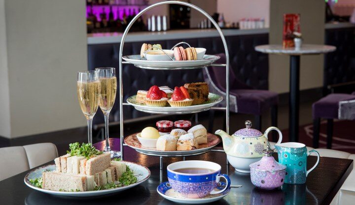 afternoon-tea-at-the-cumberland